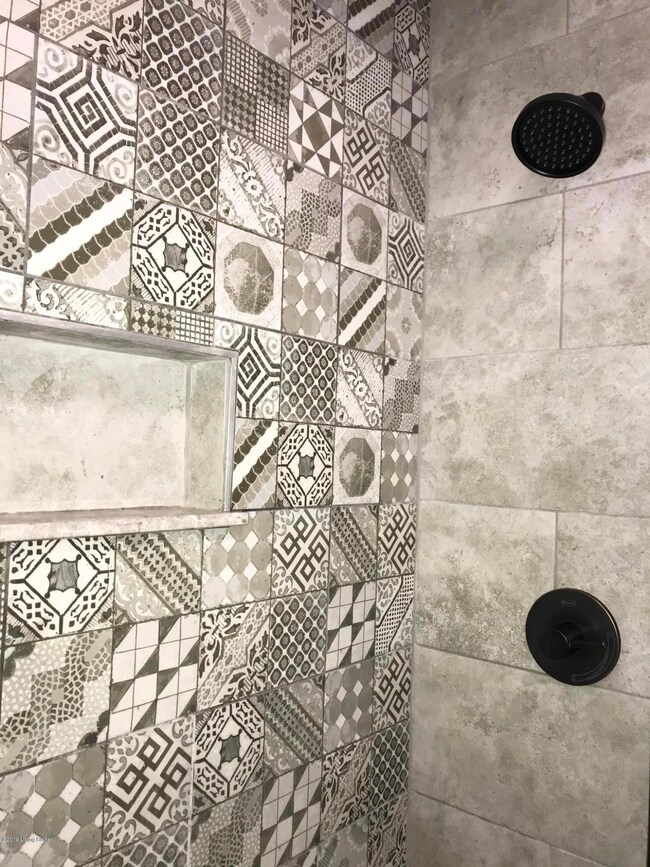 12B1EADE-DA3F-47C9-8A4E-E341F9AAF33B