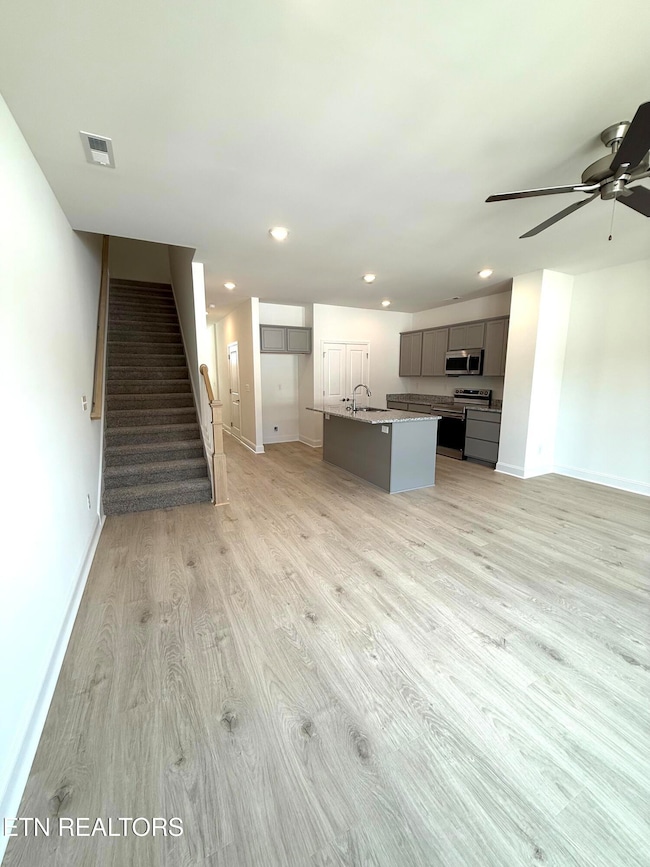 8848 Chapman Trace Way, Knoxville, TN 37920 - photo 5