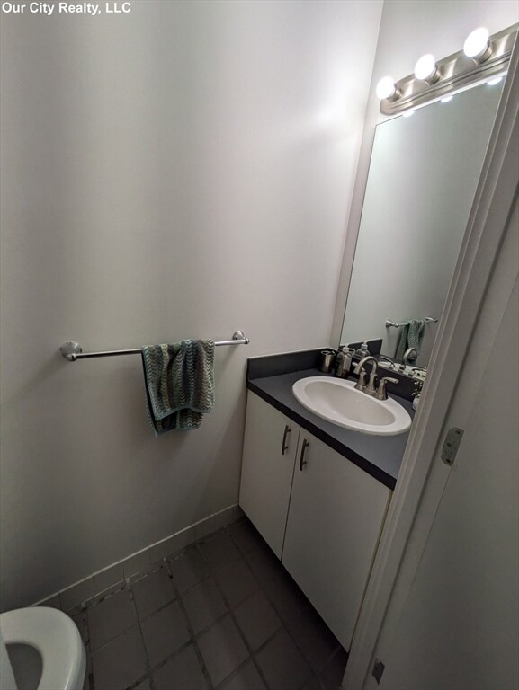 318 Thorndike Place unit 209, Cambridge, MA 02141 - photo 5