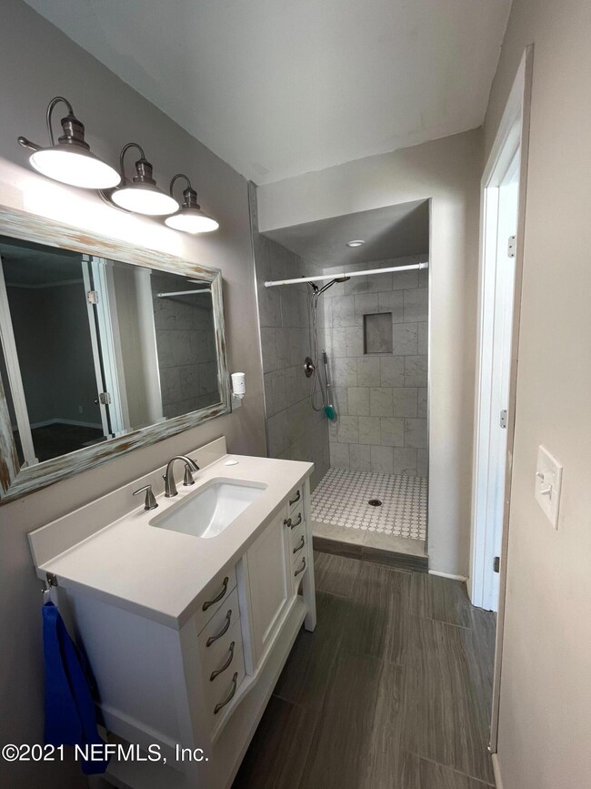 6413 Romilly Dr, Jacksonville, FL 32210 - photo 6