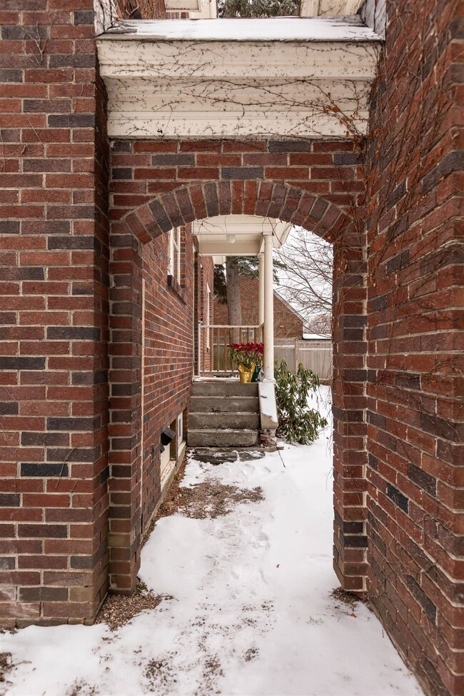 443 S Prospect St, Burlington, VT 05401 - photo 4