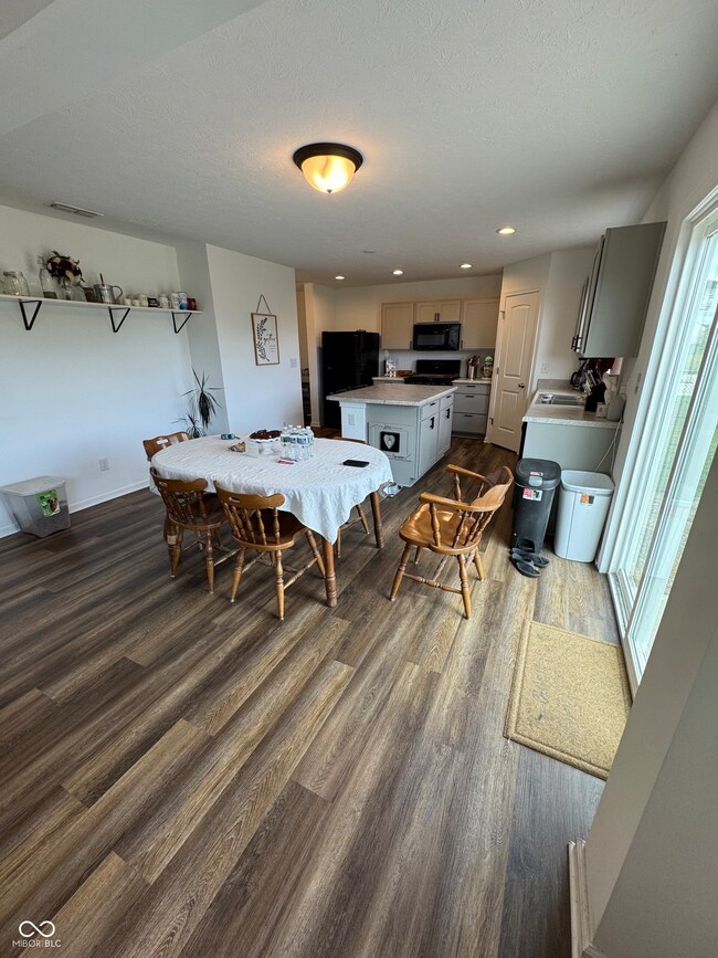 1130 Cobra Dr, Franklin, IN 46131 - photo 6