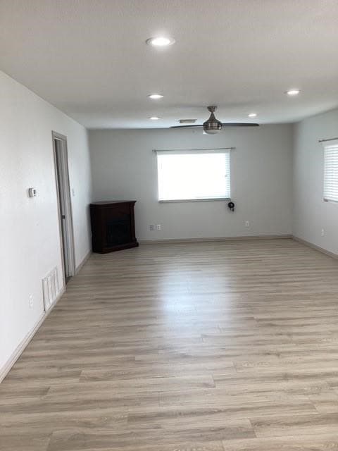 215 Barracuda St, Hitchcock, TX 77563 - photo 7