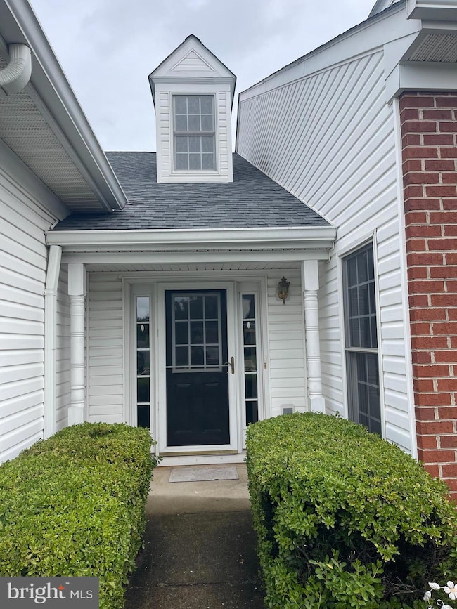 11211 Macon Dr, Fredericksburg, VA 22407 - photo 3