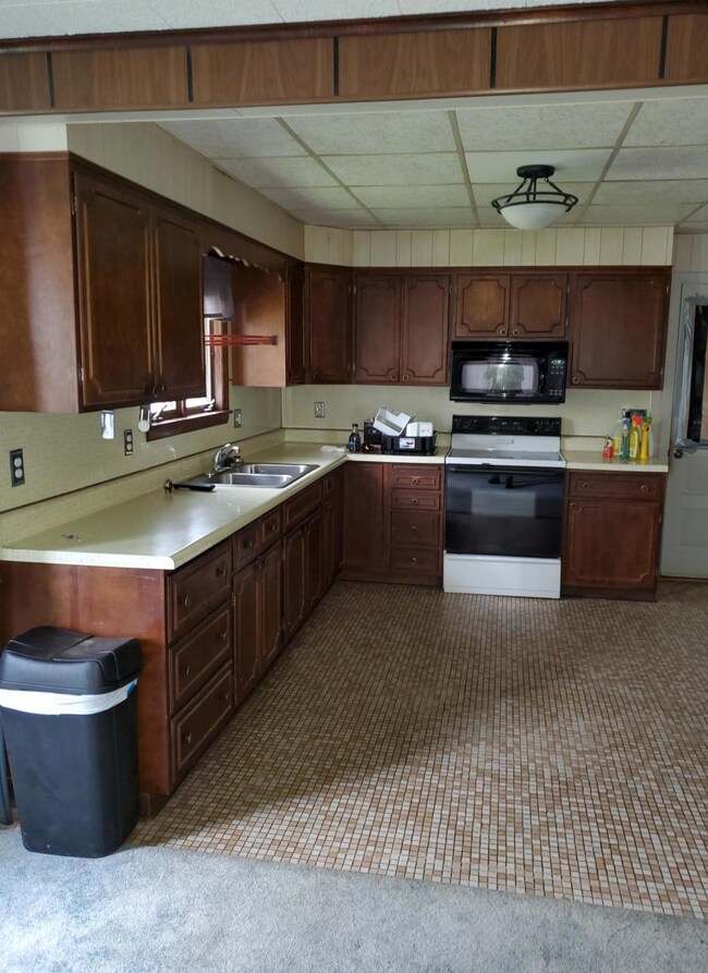 kitchen 1st floor apartment