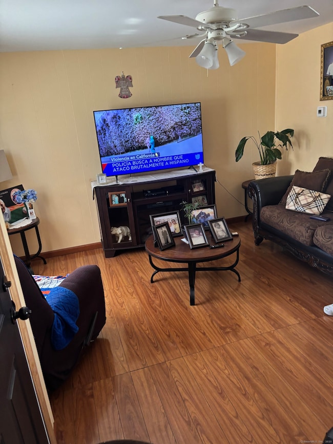 60 Gilmore St, Bridgeport, CT 06608 - photo 2