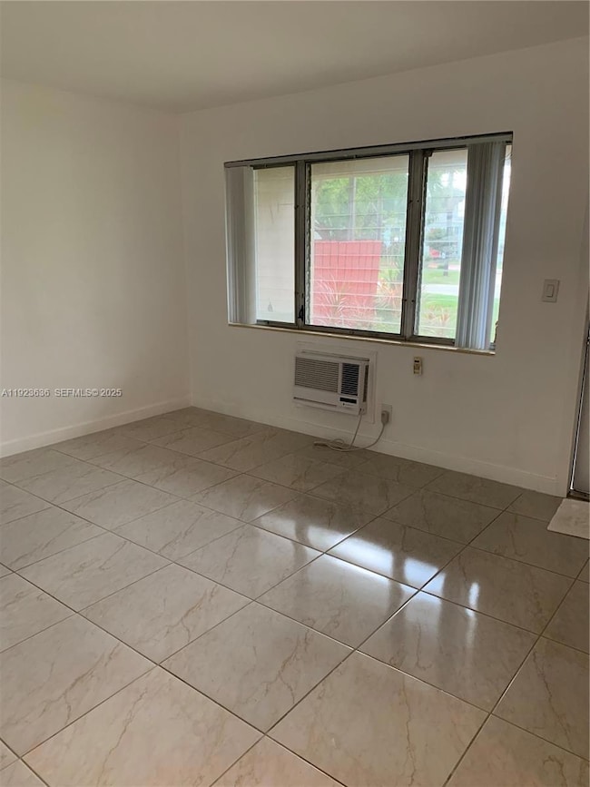 1620 Liberty St unit E, Hollywood, FL 33020 - photo 2