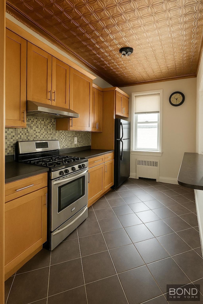66-67 79th Place unit 2, Middle Village, NY 11379 - photo 2