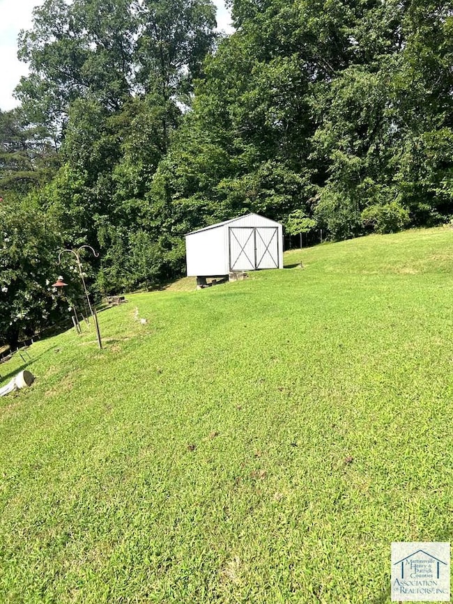 135 Watson Dr, Fieldale, VA 24089 - photo 5