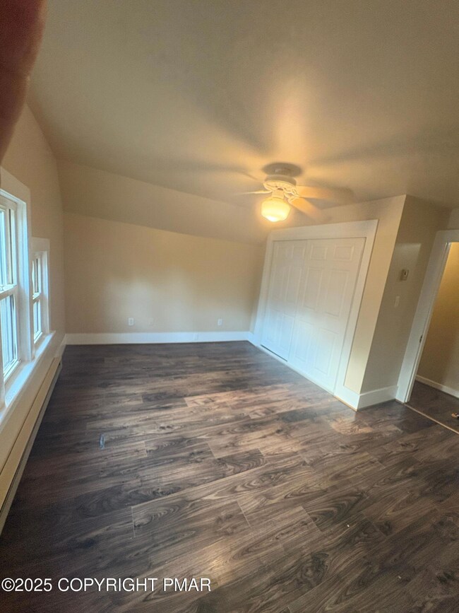 501 Thomas St unit 4, Stroudsburg, PA 18360 - photo 4