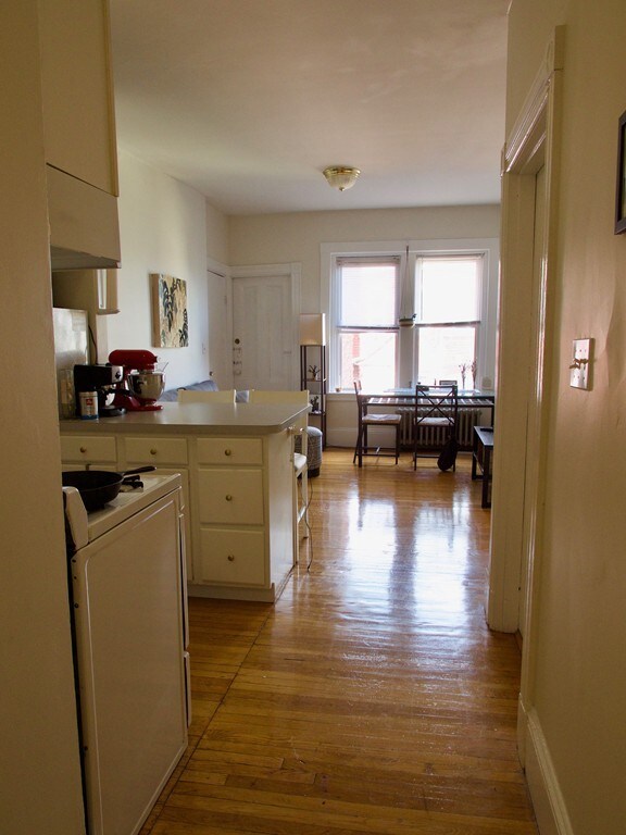 891 Massachusetts Ave unit 16, Cambridge, MA 02139 - photo 7