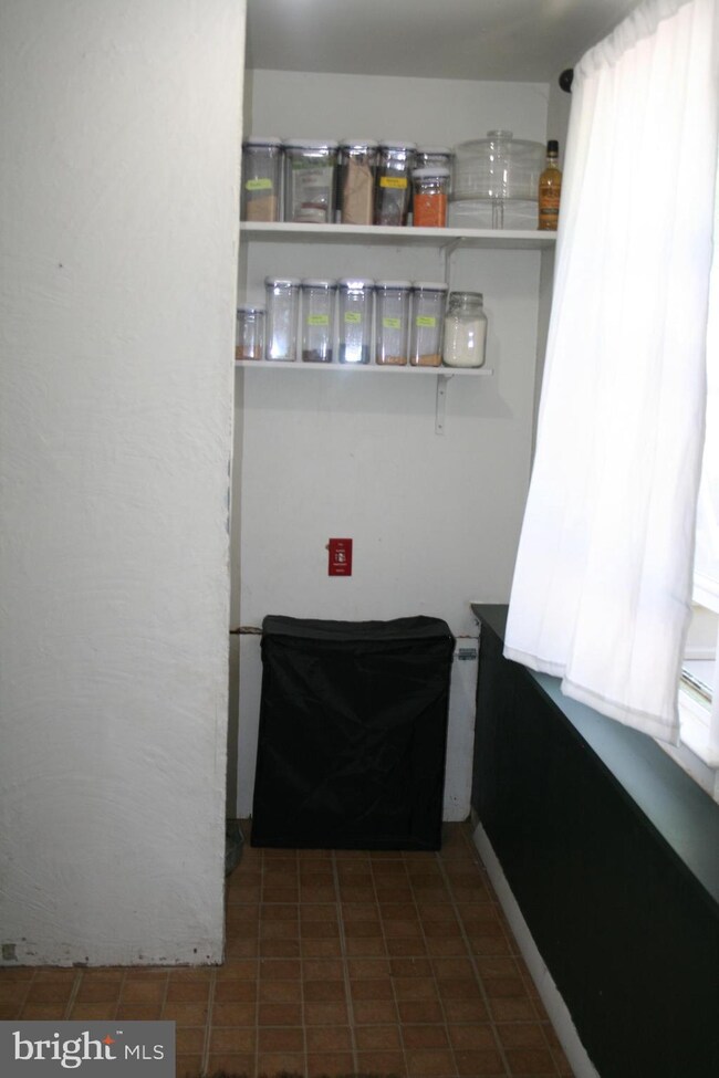 42 Smithfield Ave, Lawrence Township, NJ 08648 - photo 5