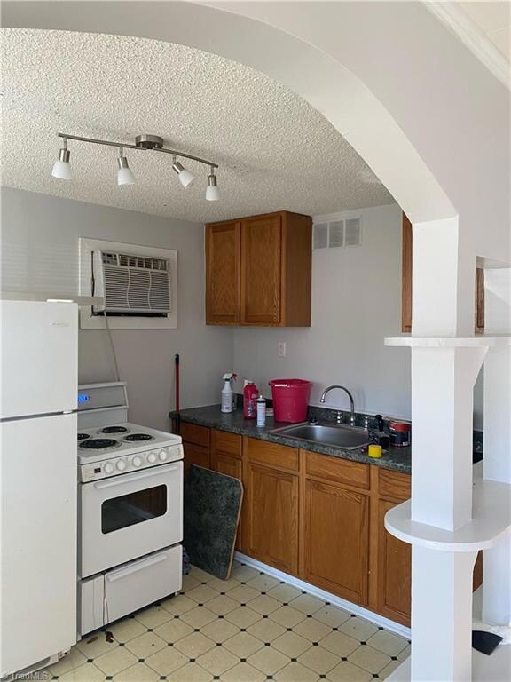 333 Stratford Rd, Archdale, NC 27263 - photo 6