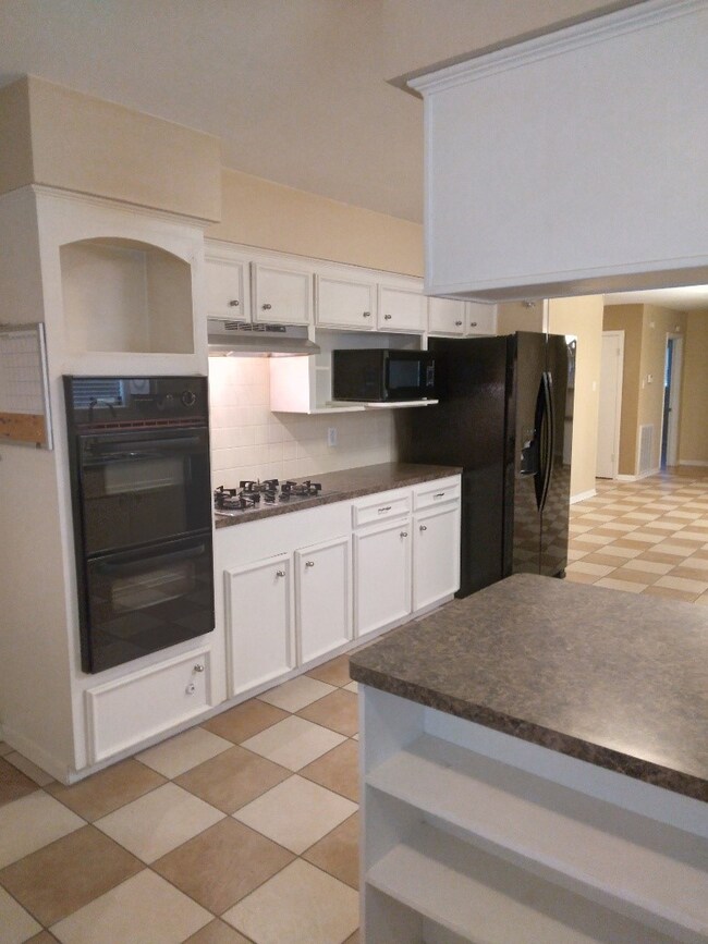 1703 Willowby Dr, Houston, TX 77008 - photo 3