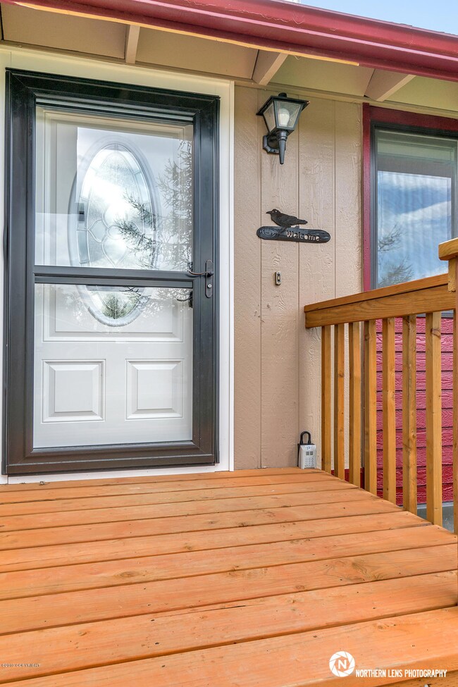 5_EntranceExterior