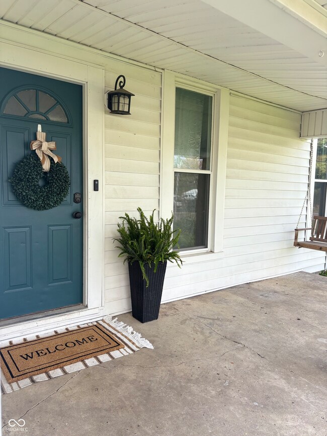 104 E Wabash St, Wingate, IN 47994 - photo 3