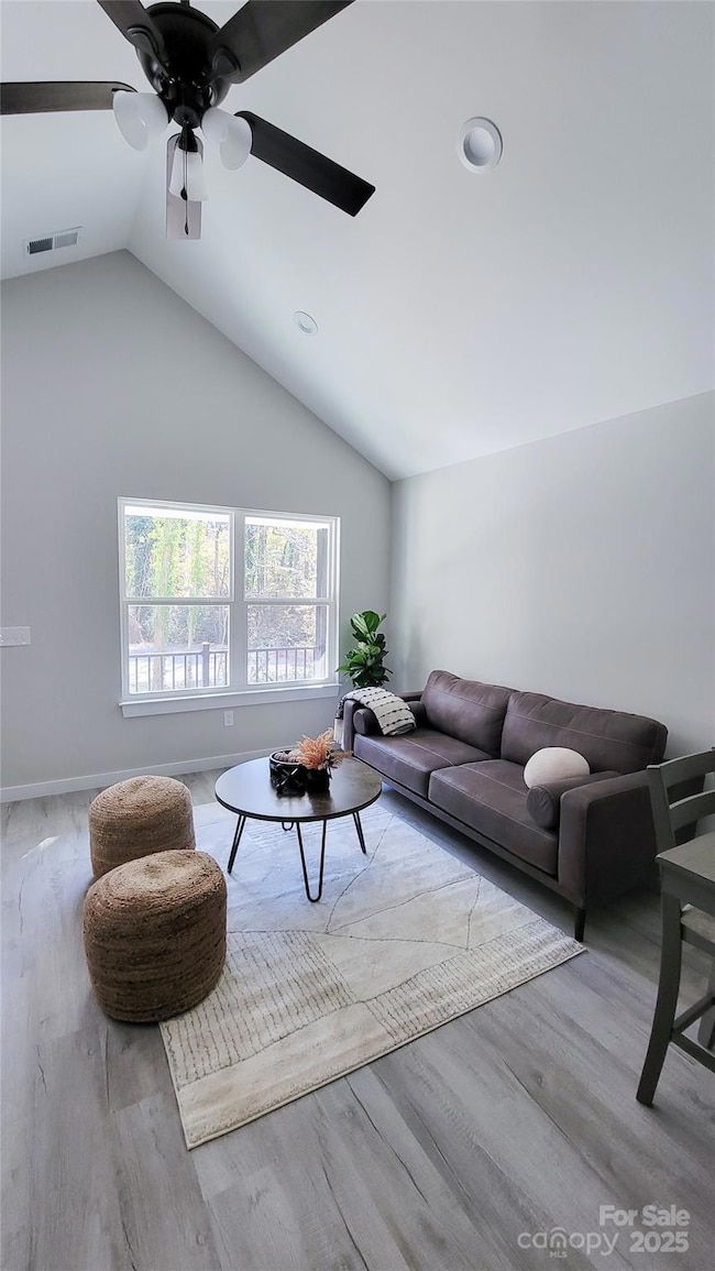 815 32nd St NE unit 3, Conover, NC 28613 - photo 4