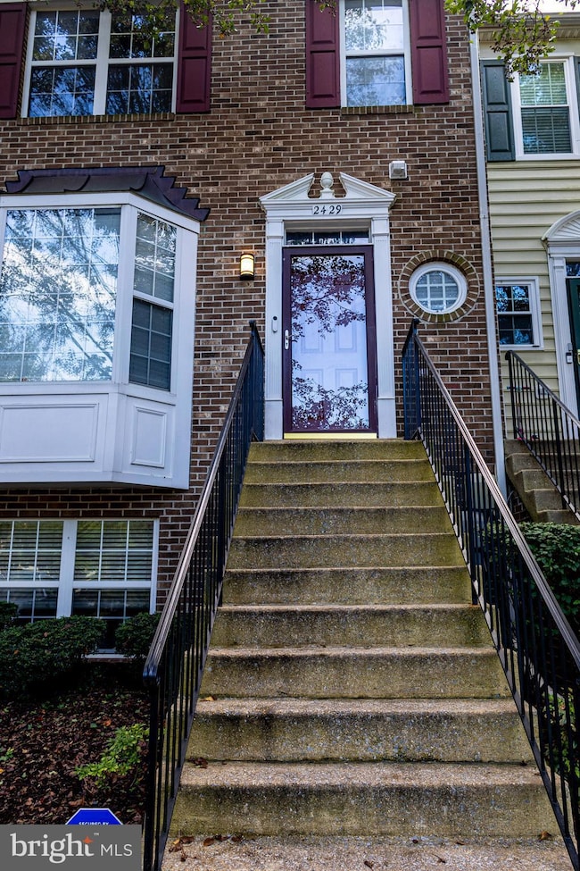 2429 Lizbec Ct, Crofton, MD 21114 - photo 3