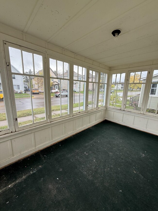 417 3rd St E, Ashland, WI 54806 - photo 7