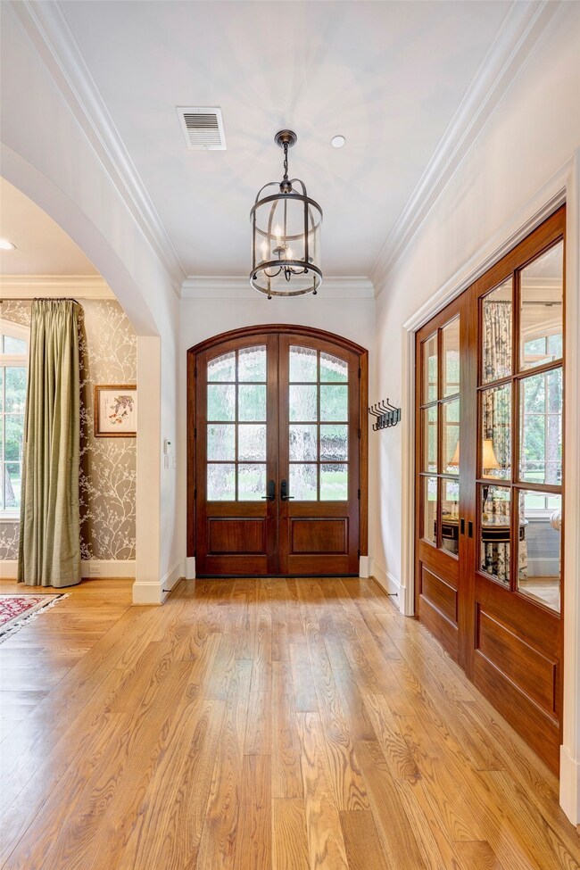 2 Rip Van Winkle Ln, Houston, TX 77024 - photo 3