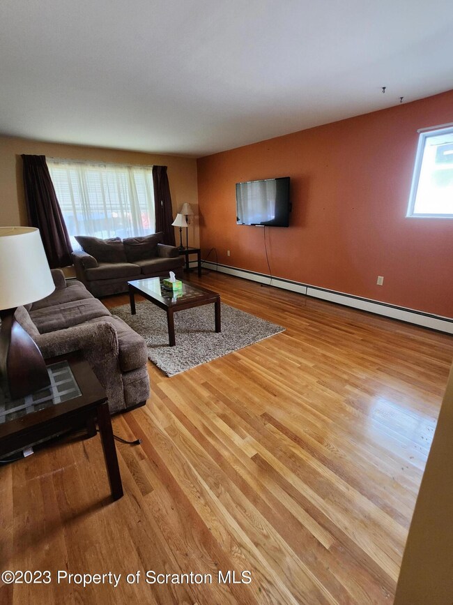 2020 Farr St, Scranton, PA 18504 - photo 7