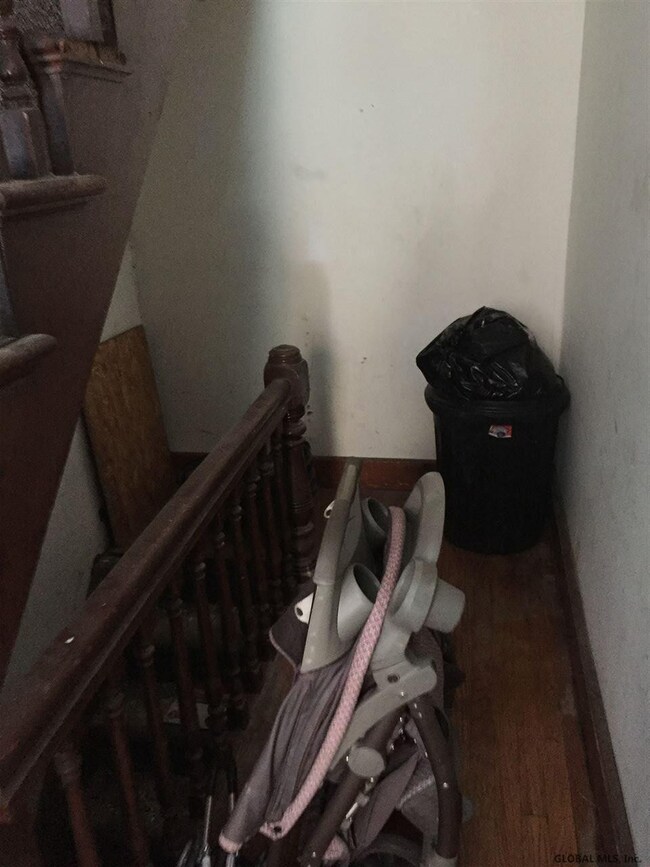 181 Elk St, Albany, NY 12210 - photo 7