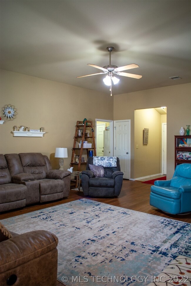 20400 E 43rd Place S, Broken Arrow, OK 74014 - photo 6