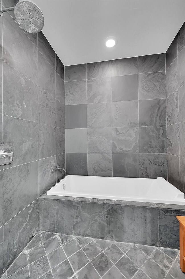 900 Biscayne Blvd unit 4812, Miami, FL 33132 - photo 7