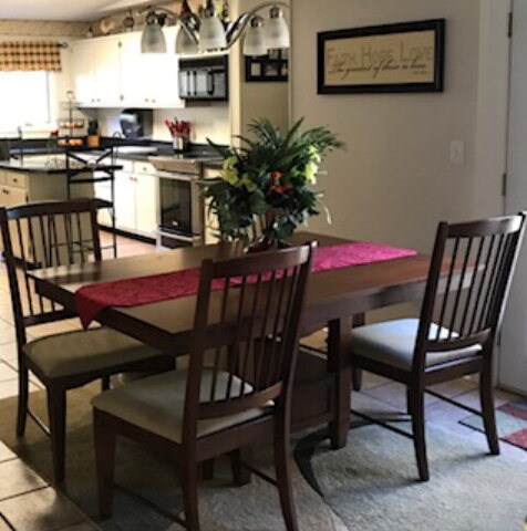 Breakfast room
