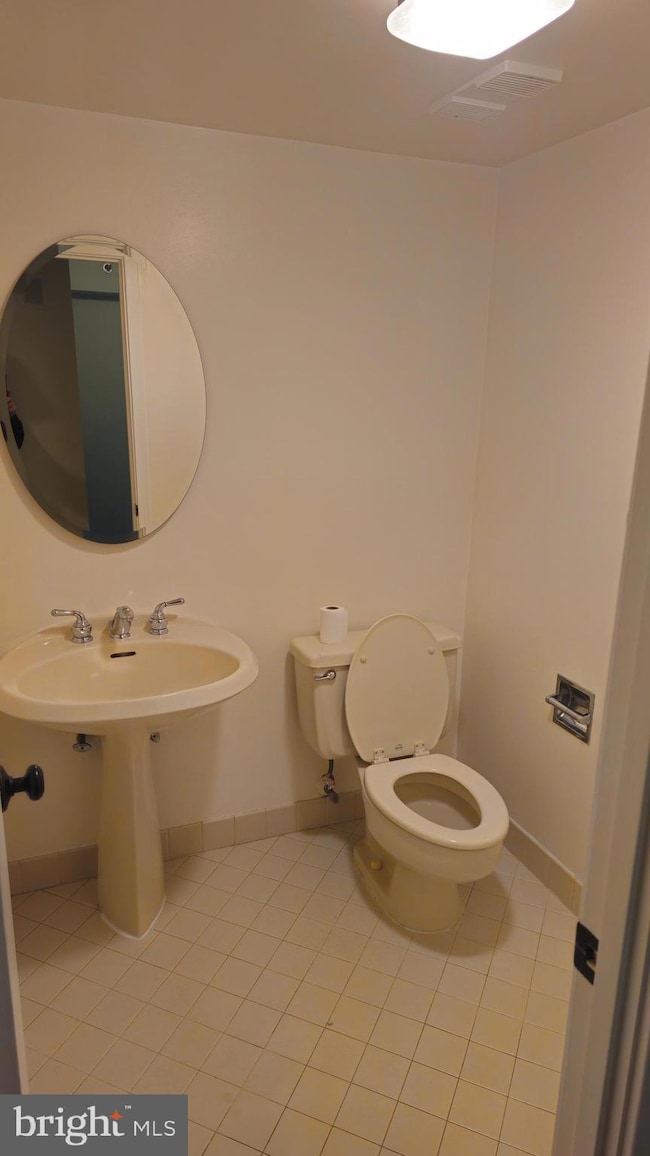 Skyline Square North and South unit 2502S, Falls Church, VA 22041 - photo 3