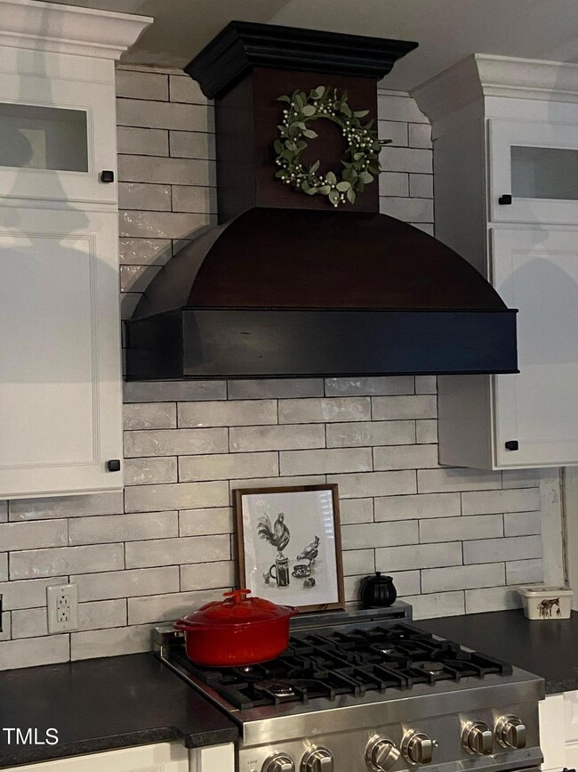 Gas Cooktop And Oven