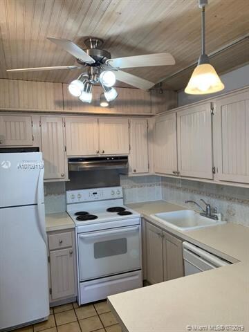 3676 SW 60th Terrace unit 34, Davie, FL 33314 - photo 7