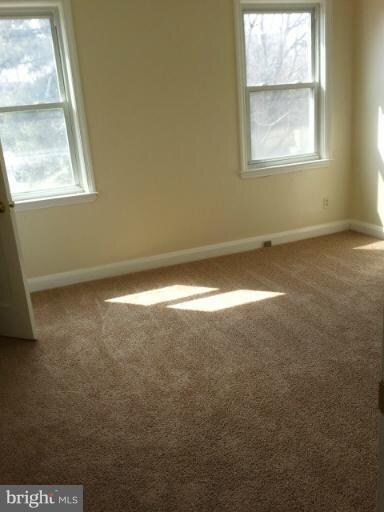 4442 Cedar Garden Rd, Baltimore, MD 21229 - photo 2