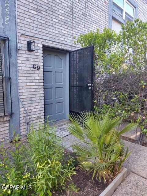 6700 Escondido Dr unit G9, El Paso, TX 79912 - photo 2