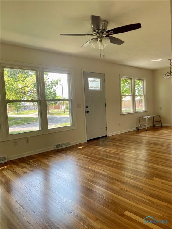 4846 Amesbury Rd, Toledo, OH 43612 - photo 3