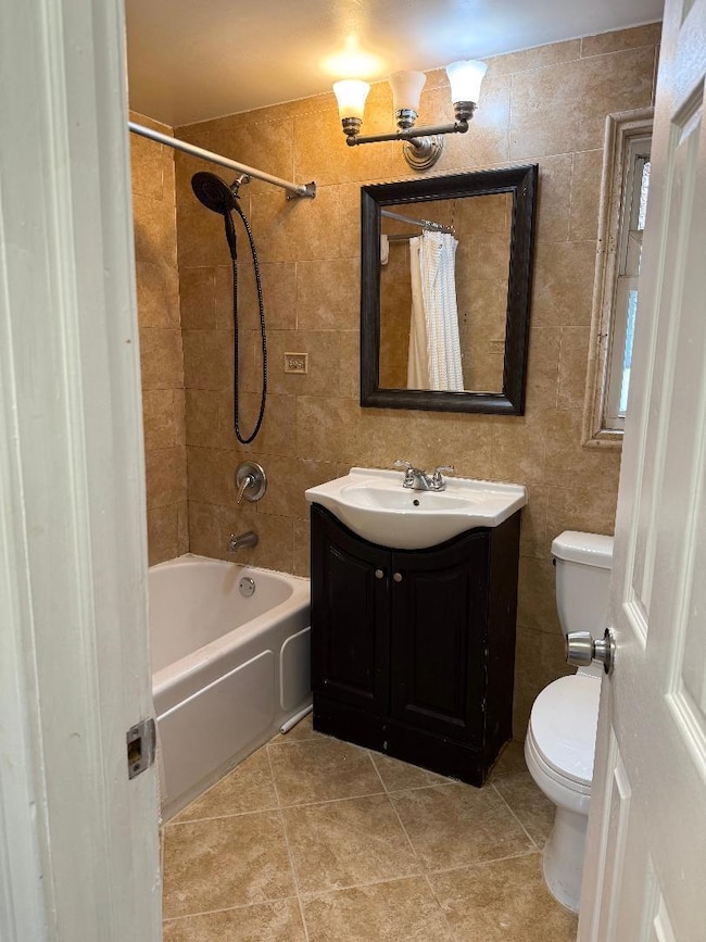 19127 116th Ave, Saint Albans, NY 11412 - photo 3