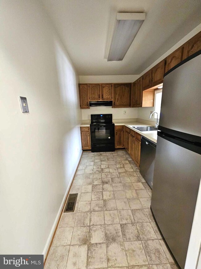 303 Harper Dr, Orange, VA 22960 - photo 5