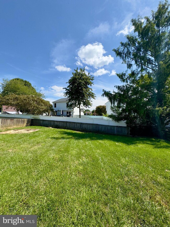 703 Cedar Crest Ct, Edgewood, MD 21040 - photo 2