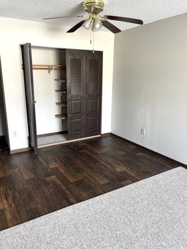 107 N 4th Ave unit 1, Parkers Prairie, MN 56361 - photo 3