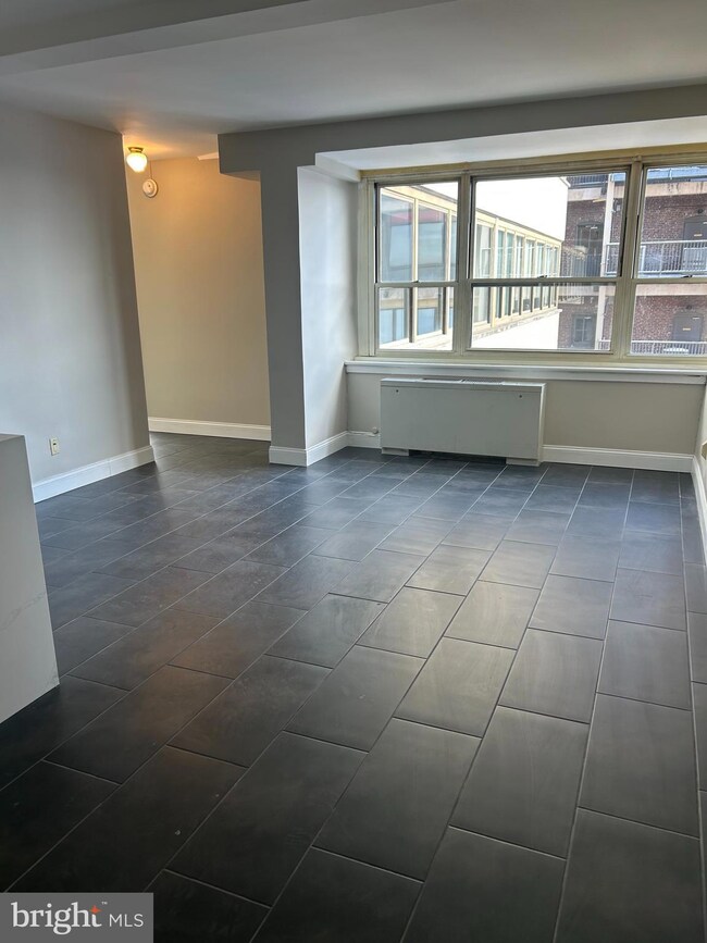 1810 18 Rittenhouse Square unit 1609, Philadelphia, PA 19103 - photo 5