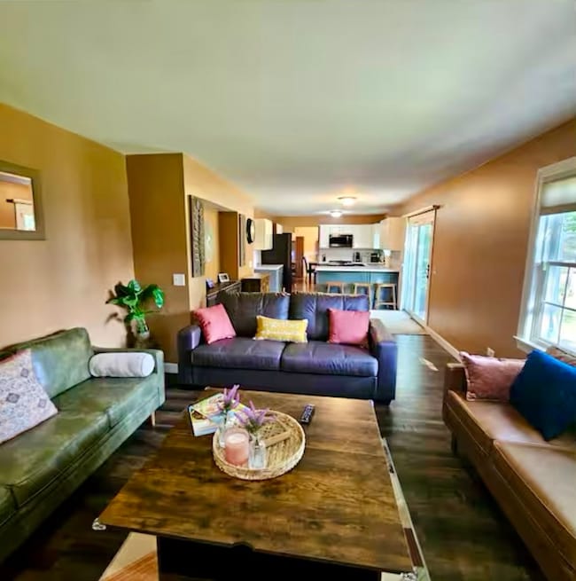 5469 Barnwood Dr, Gurnee, IL 60031 - photo 2