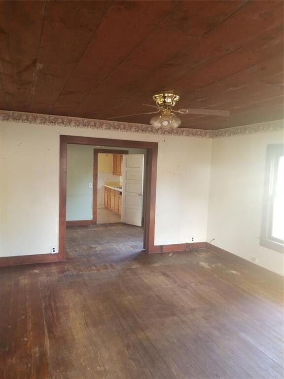 126 Wrigley Dr, Springtown, TX 76082 - photo 7