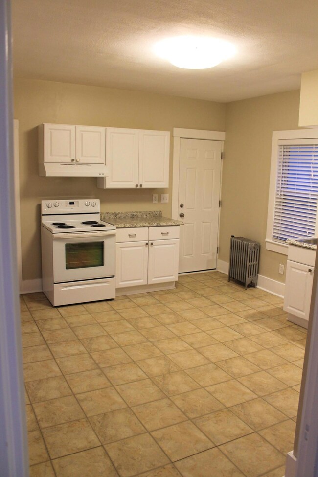 37-39 Spring St, Saco, ME 04072 - photo 6