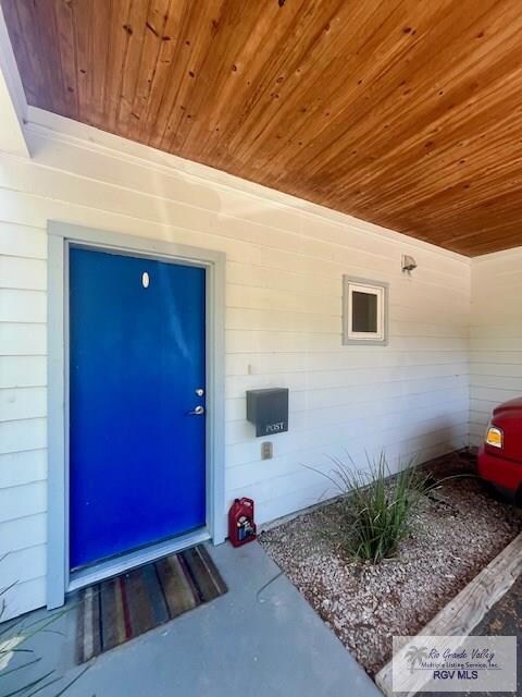 1226 Lakeside Blvd unit A & B, Brownsville, TX 78520 - photo 2