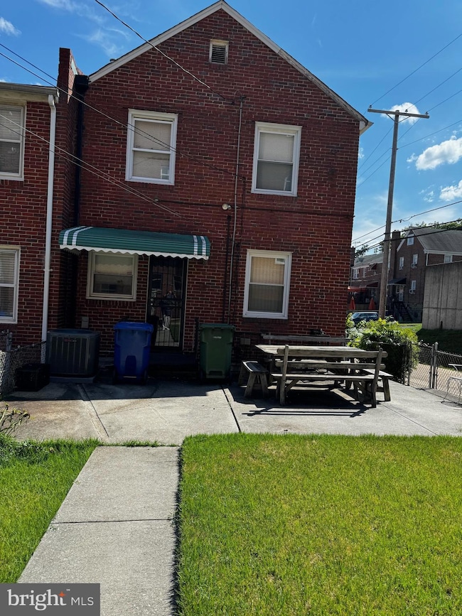 3234 Dorithan Rd, Baltimore, MD 21215 - photo 5