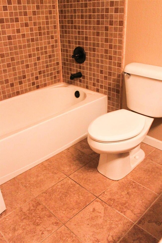 1398 Bonita Ave, Medford, OR 97504 - photo 6