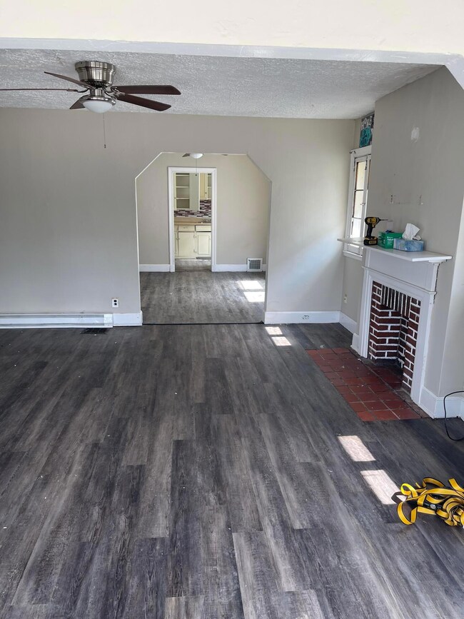 596 Racine Ave unit 598, Columbus, OH 43204 - photo 3