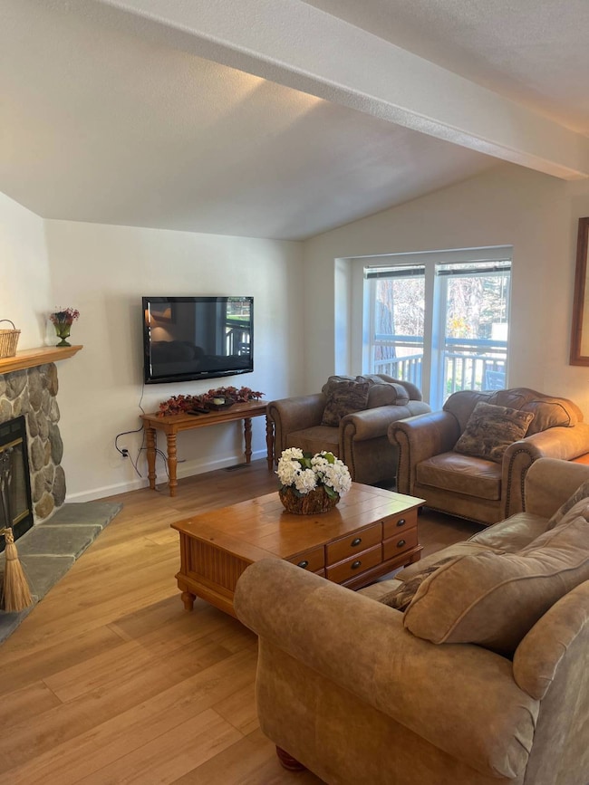 27500 Highway 189 unit 83, Lake Arrowhead, CA 92352 - photo 4