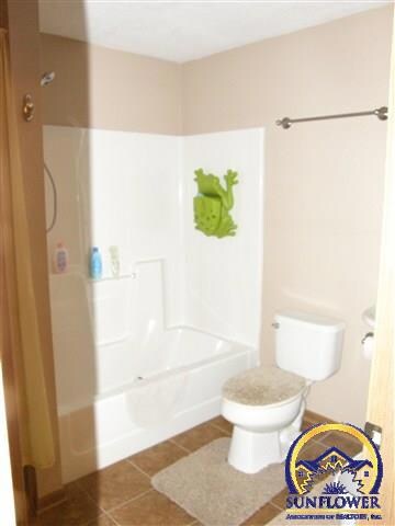 207 N 4th St, Mayetta, KS 66509 - photo 7