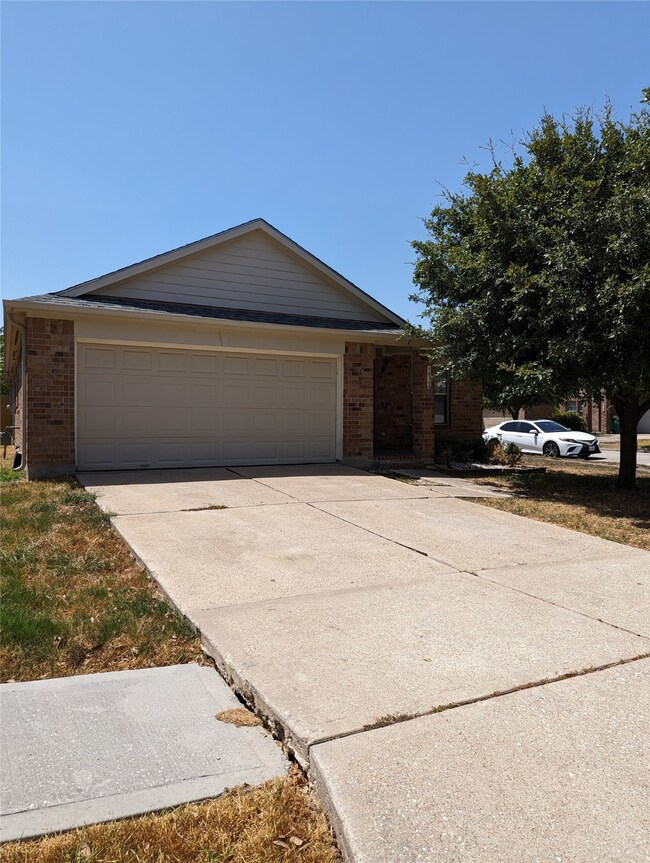 10306 Hurst Hill Ln, Houston, TX 77075 - photo 3